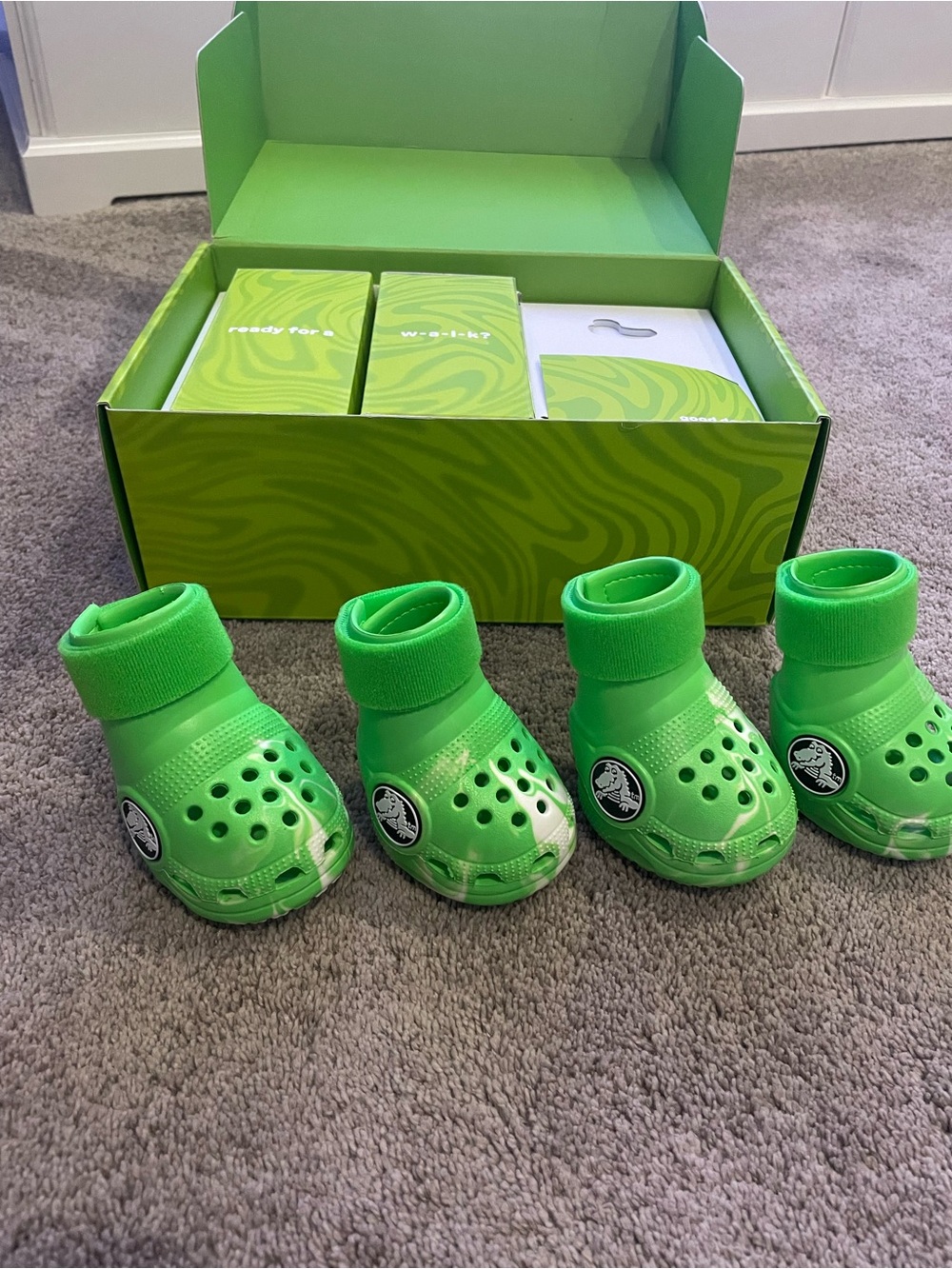 Bark Crocs for dog (Glow in the Dark)